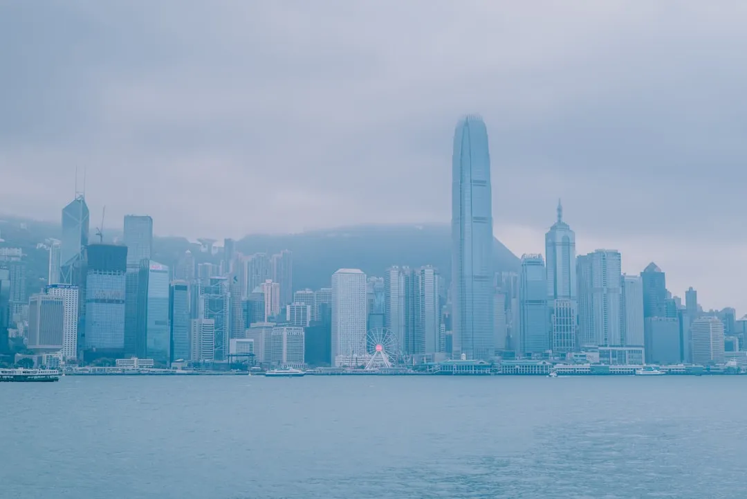 胜铭根艺木雕摆件定制流程与设计方案详解